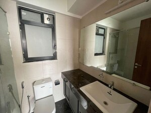 Team Area in 2 BHK Apartment at Kalpataru Magnus, Bandra East – for Rent