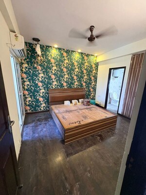Bedroom in 2.5 BHK Apartment at Geotech Pristine Avenue, Sector 16c Greater Noida – for Rent