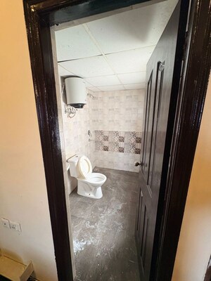 Bathroom in 2.5 BHK Apartment at Geotech Pristine Avenue, Sector 16c Greater Noida – for Rent
