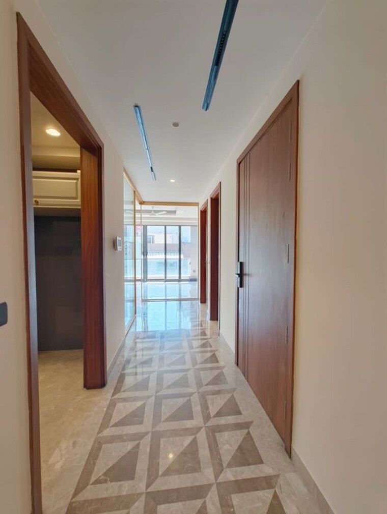 undefined, greater kailash part 3 3 Bedroom 270 Sq.Yd. Builder Floor In Greater Kailash Part 3 Delhi 10387206