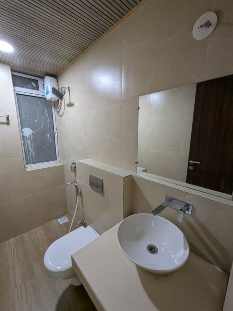 Bathroom, tridhaatu-morya 2 Bedroom 770 Sq.Ft. Apartment In Chembur Mumbai 10387236