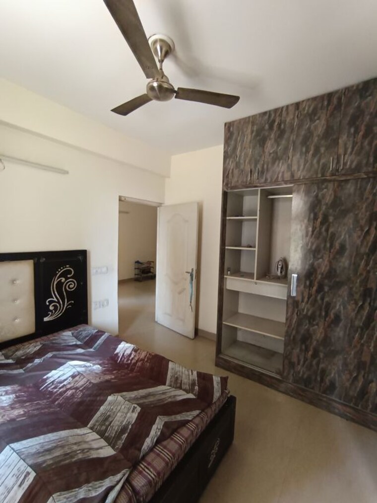 Living Room, shree-vardhman-mantra 2 Bedroom 900 Sq.Ft. Apartment In Sector 67 Gurgaon 10387266