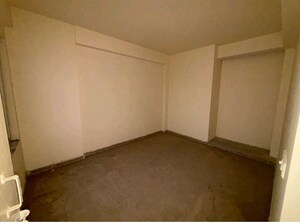 Room in 3 BHK Apartment at Ramada Aalayas, Sector 102 – for Sale