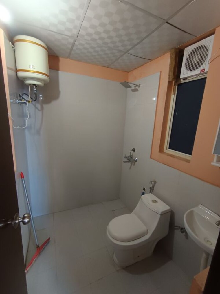 Bathroom, pyramid-square-67a 2 Bedroom 1000 Sq.Ft. Apartment In Sector 67 Gurgaon 10387282