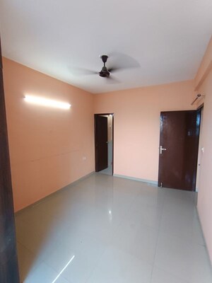 Room in 2 BHK Apartment at Pyramid Square 67A, Sector 67 – for Rent