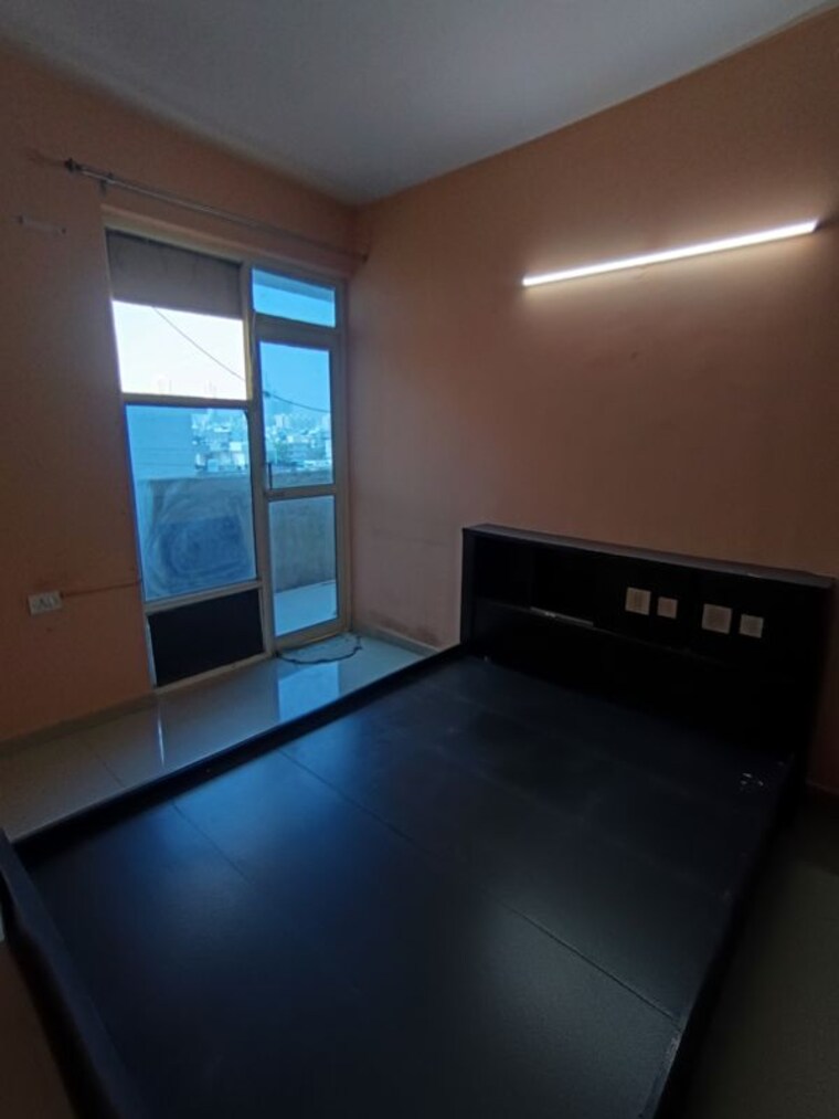 Room, pyramid-square-67a 2 Bedroom 1000 Sq.Ft. Apartment In Sector 67 Gurgaon 10387282