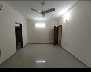 Room in 4 BHK Builder Floor at Vasant Vihar – for Rent