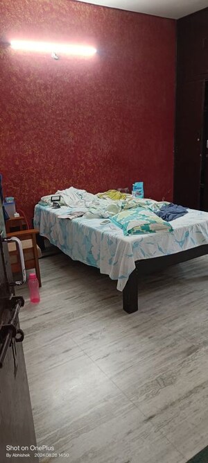 Bedroom in 2 BHK Apartment at Shatabdi Vihar, Sector 52 – for Rent