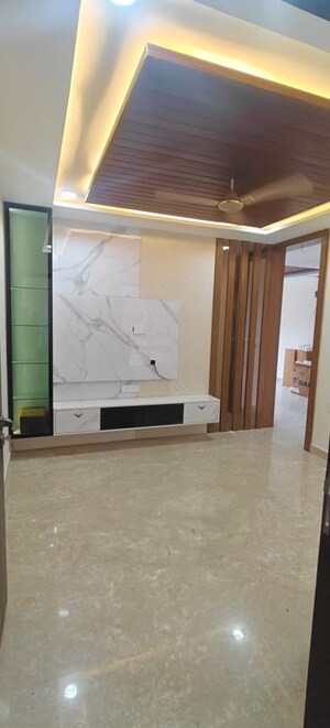 Room in 3 BHK Apartment at Aurobindo Kohinoor, Serilingampally – for Rent