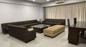 Living Room in 4 BHK Apartment at Rajpuriya Bhavan, Vile Parle East – for Rent