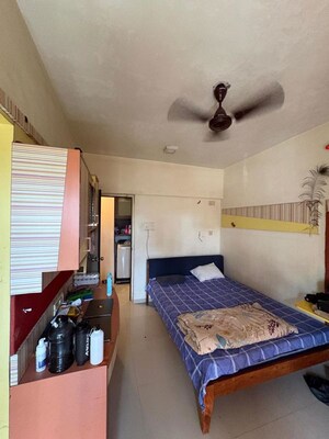 Bedroom in 3 BHK Apartment at Everest World Solitare, Kolshet Road – for Rent