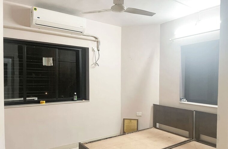 Room, thane west Pg For Boys In Thane West 10387396