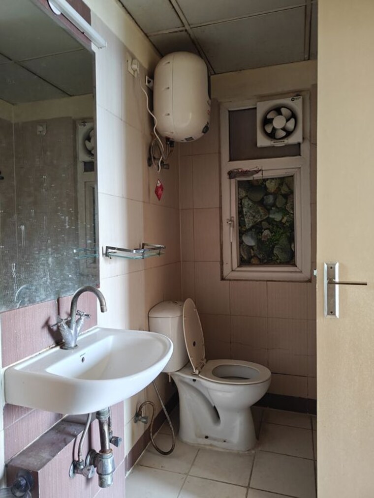 Bathroom, mahindra-aura 3 Bedroom 1407 Sq.Ft. Apartment In Sector 110a Gurgaon 10387478