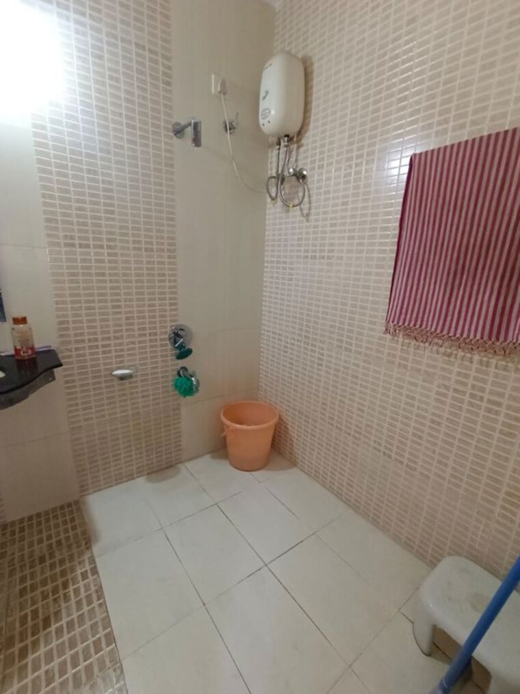 Bathroom, pimple saudagar 3 Bedroom 1320 Sq.Ft. Apartment In Pimple Saudagar Pune 10387472