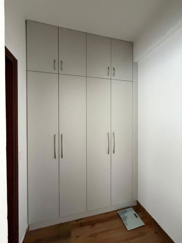 undefined, mahagun-mirabella-highrise 2.5 Bedroom 1380 Sq.Ft. Apartment In Sector 79 Noida 10387488