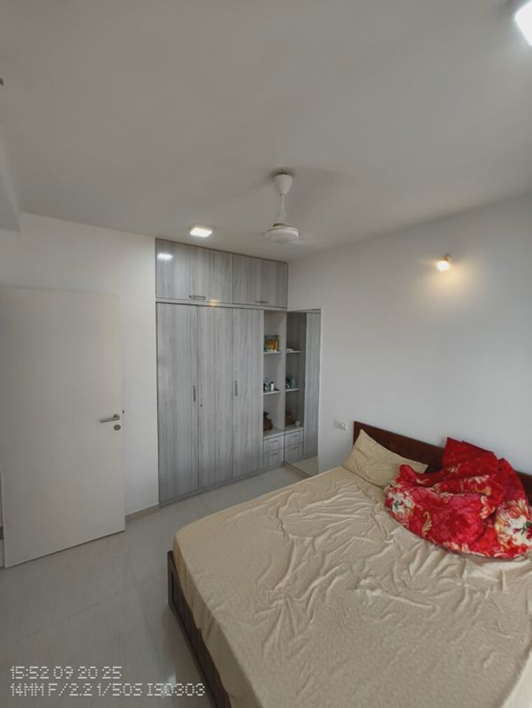 Bedroom, hiranandani-estate-solitaire-c 1 Bedroom 600 Sq.Ft. Apartment In Ghodbunder Road Thane 10387483