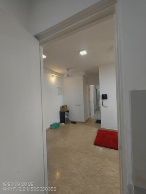 Room in 1 BHK Apartment at Hiranandani Estate Solitaire C, Ghodbunder Road – for Rent