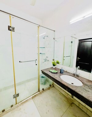 Team Area in 3 BHK Builder Floor at Indira Colony 2 – for Rent