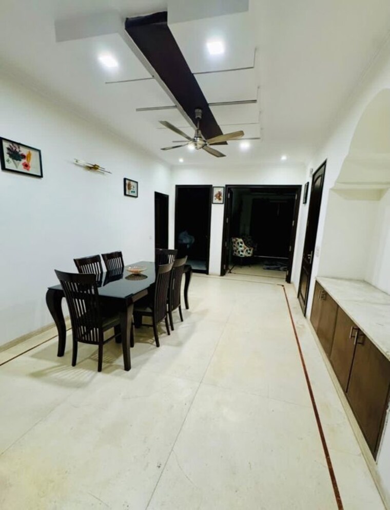 Team Area, indira colony 2 3 Bedroom 1650 Sq.Ft. Builder Floor In Indira Colony 2 Gurgaon 10387505
