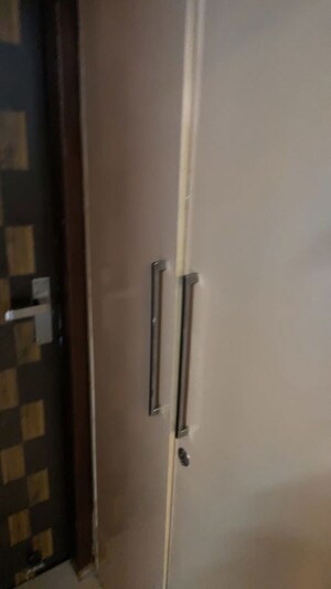 Furnished Amenities in 2 BHK Apartment at Sunshine Enclave, Vip Road – for Rent