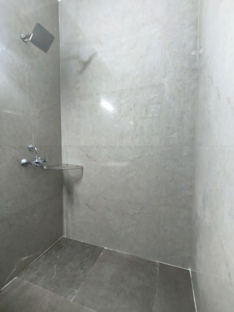 Bathroom, mayfield garden 2 Bedroom 1250 Sq.Ft. Builder Floor In Mayfield Garden Gurgaon 10387517