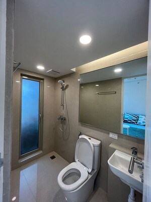 Bathroom in Studio Apartment at Hiranandani Estate Solitaire C, Ghodbunder Road – for Rent