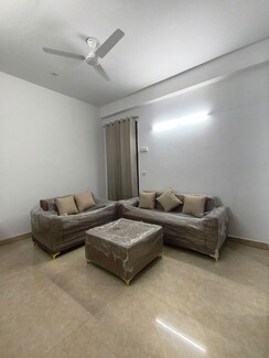 2 BHK Builder Floor For Rent in Sector 51