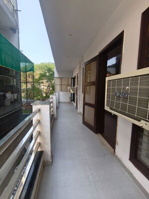 Balcony in 2 BHK Builder Floor at Sector 51 – for Rent
