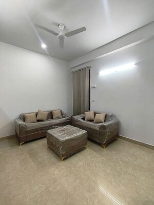 Living Room in 2 BHK Builder Floor at Sector 51 – for Rent