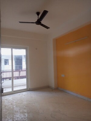 Room in 2 BHK Builder Floor at Sunshine Apartments Sector 73, Sector 73 – for Sale