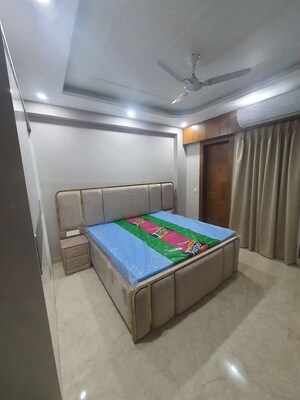 2 BHK Apartment For Rent in Saket
