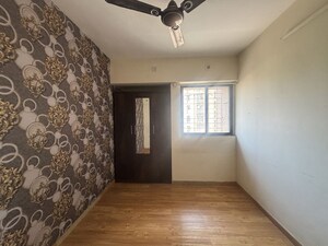Room in 2 BHK Apartment at Puranik City, Kasarvadavali – for Sale