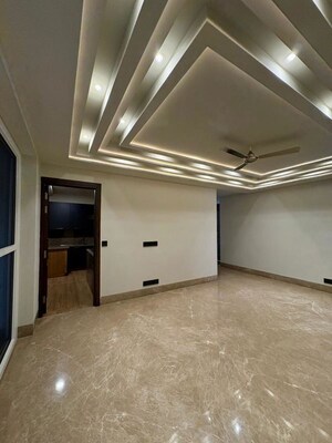 Kitchen in 4 BHK Builder Floor at Dlf Cyber City – for Sale