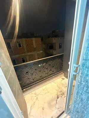 Furnished Amenities in 1 RK Builder Floor at Silokhra – for Rent