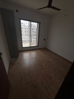 Room in 2 BHK Apartment at Skyways Horizon, Lohgaon – for Rent