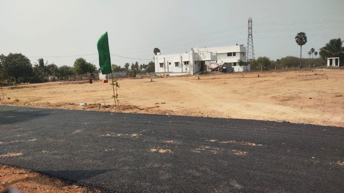 Plot For Sale in Woraiyur