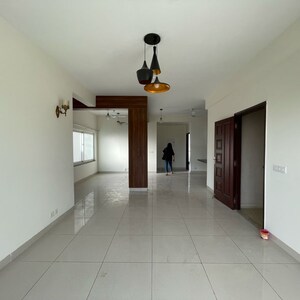 Building Lobby in 3 BHK Apartment at BPTP Amstoria Country Floor, Sector 102 – for Rent