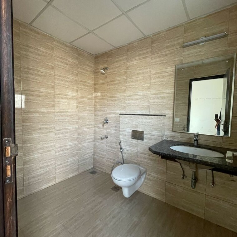 Bathroom, bptp-amstoria-country-floor 3 Bedroom 2647 Sq.Ft. Apartment In Sector 102 Gurgaon 10387647