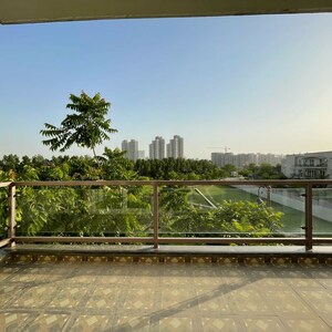 3 BHK Apartment For Rent in BPTP Amstoria Country Floor, Sector 102