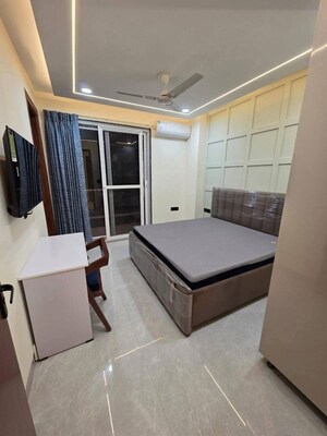 Team Area in 1 BHK Builder Floor at Freedom Fighters Enclave – for Rent