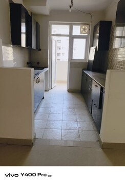 3 BHK + Store Room Apartment For Rent in Amrapali Silicon City