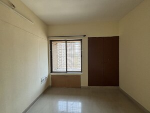 Room in 2 BHK Apartment at Harmony Horizons, Ghodbunder Road – for Rent