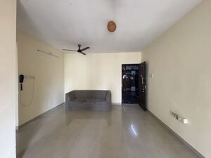 Room in 2 BHK Apartment at Harmony Horizons, Ghodbunder Road – for Rent