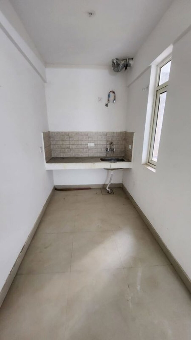 Room, suncity-avenue-76 2 Bedroom 721 Sq.Ft. Apartment In Sector 76 Gurgaon 10387667