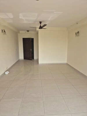 Room in 3.5 BHK Apartment at Mahindra Aura, Sector 110a – for Rent