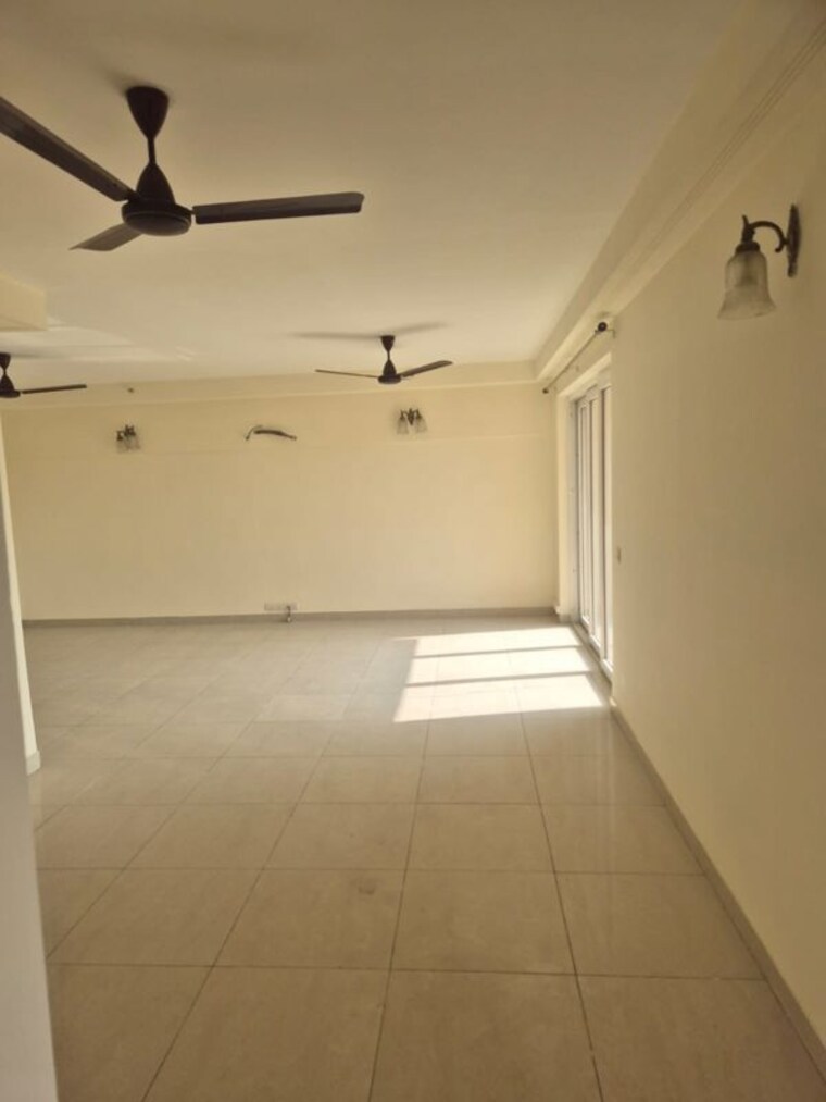 Bathroom, mahindra-aura 3.5 Bedroom 1954 Sq.Ft. Apartment In Sector 110a Gurgaon 10387649