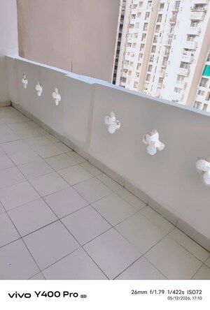 Balcony in 2.5 BHK Apartment at Amrapali Silicon City, Sector 76 – for Rent