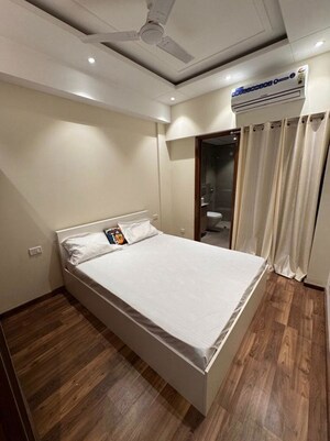 Bedroom in 3 BHK Builder Floor at Sector 57 – for Rent