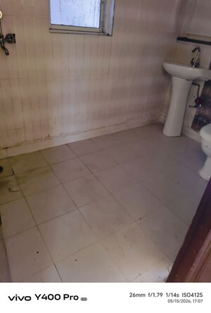 Bathroom in 3 BHK Apartment at Amrapali Silicon City, Sector 76 – for Rent
