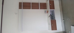 Room in 2 BHK Apartment at GLS Avenue 81, Sector 81 – for Rent